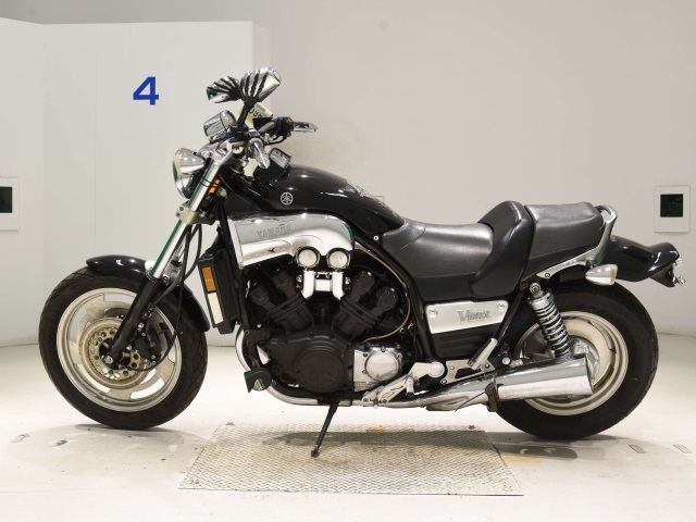 Yamaha V-MAX