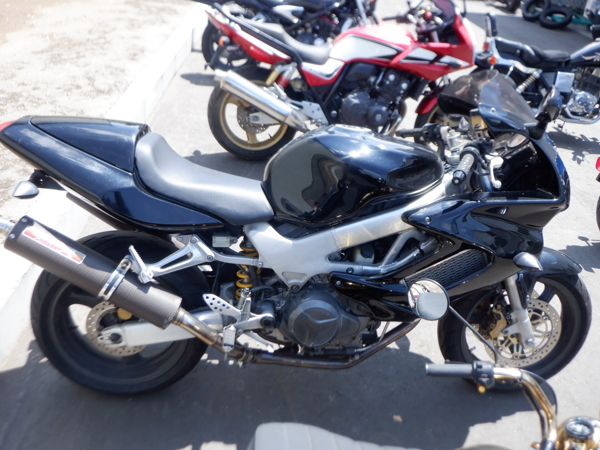 Honda VTR1000F