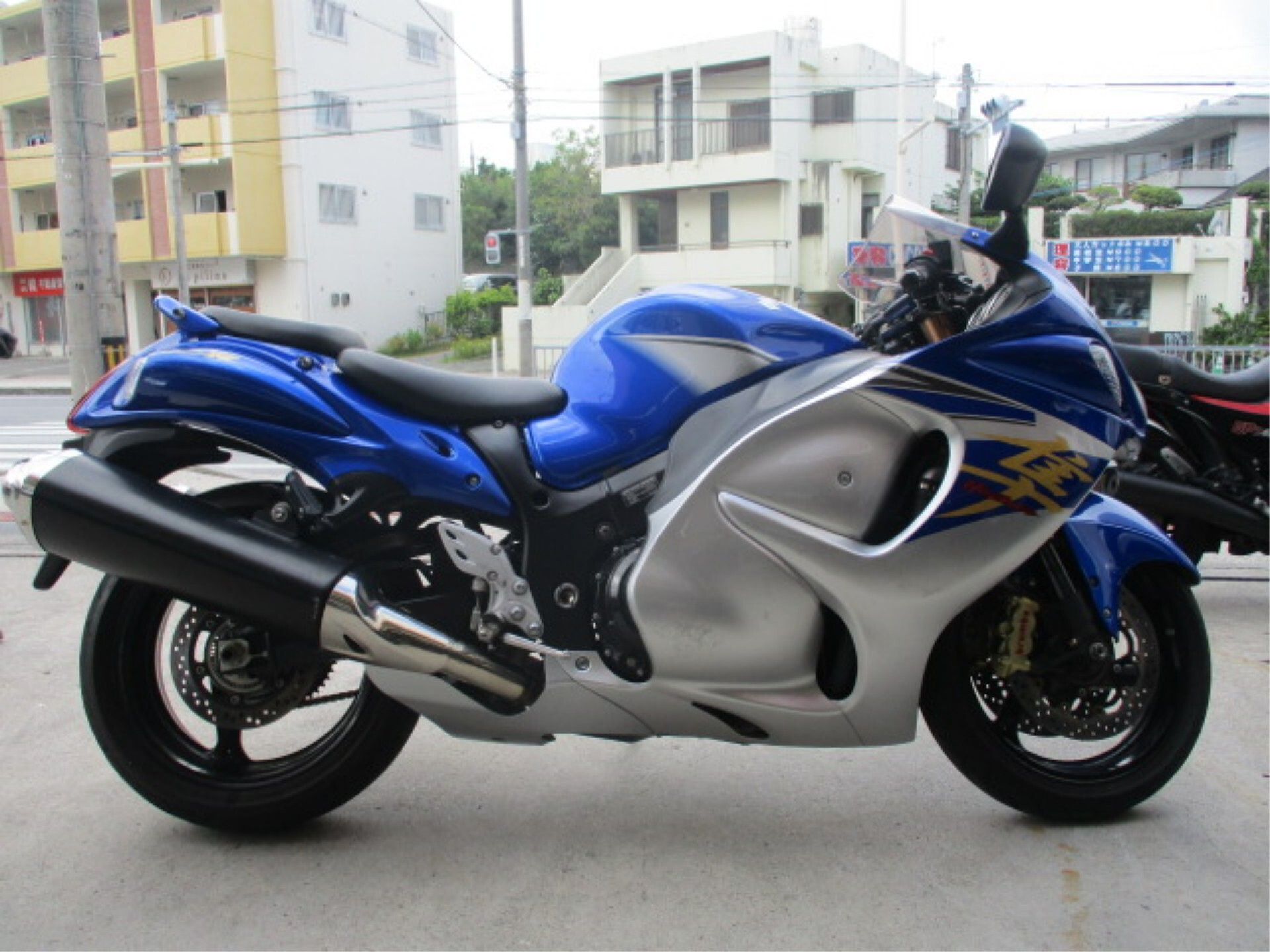 Suzuki GSX1300R HAYABUSA