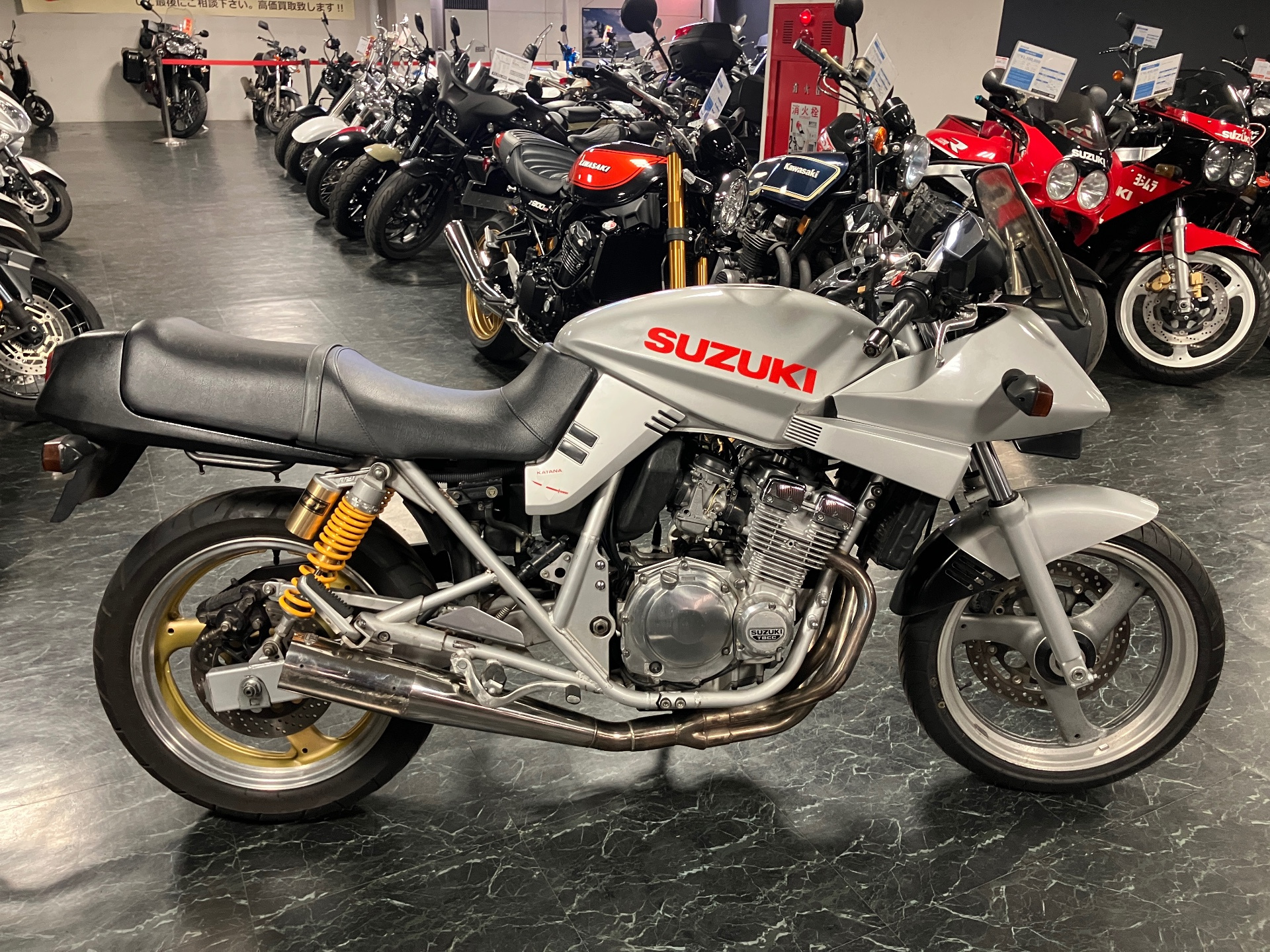 Suzuki GSX250 KATANA