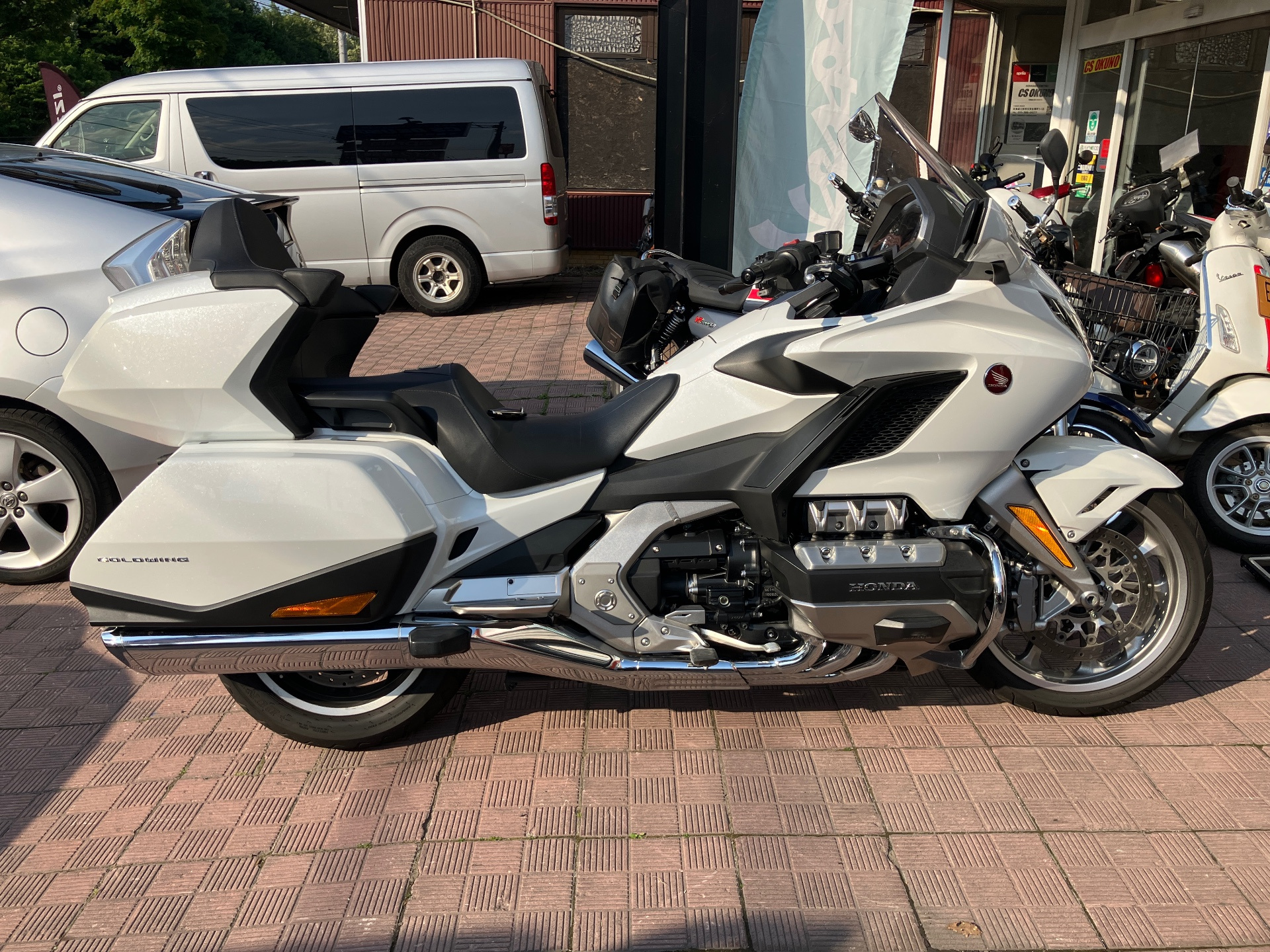 OTHER Gold Wing Tour