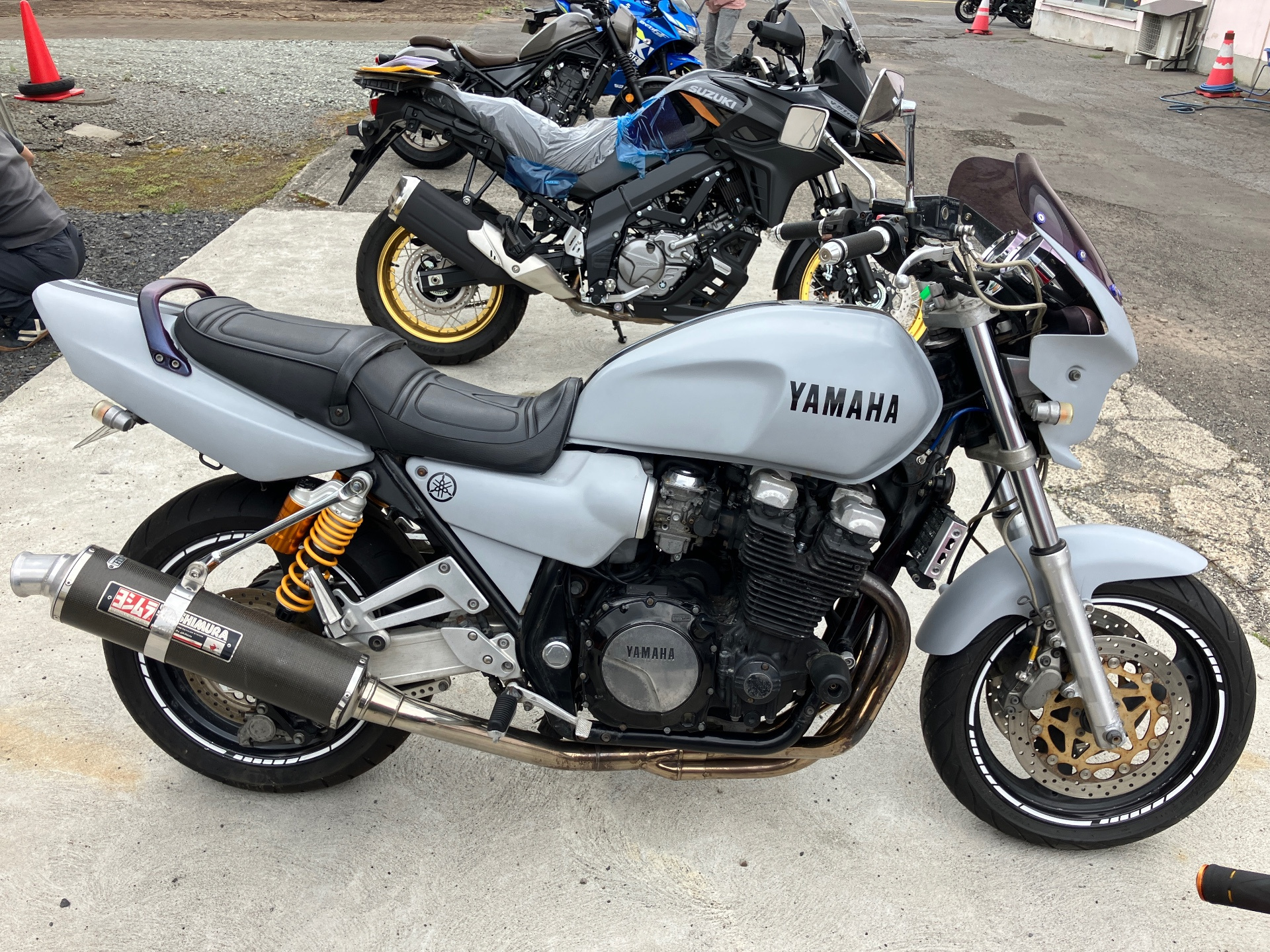 Yamaha XJR1200