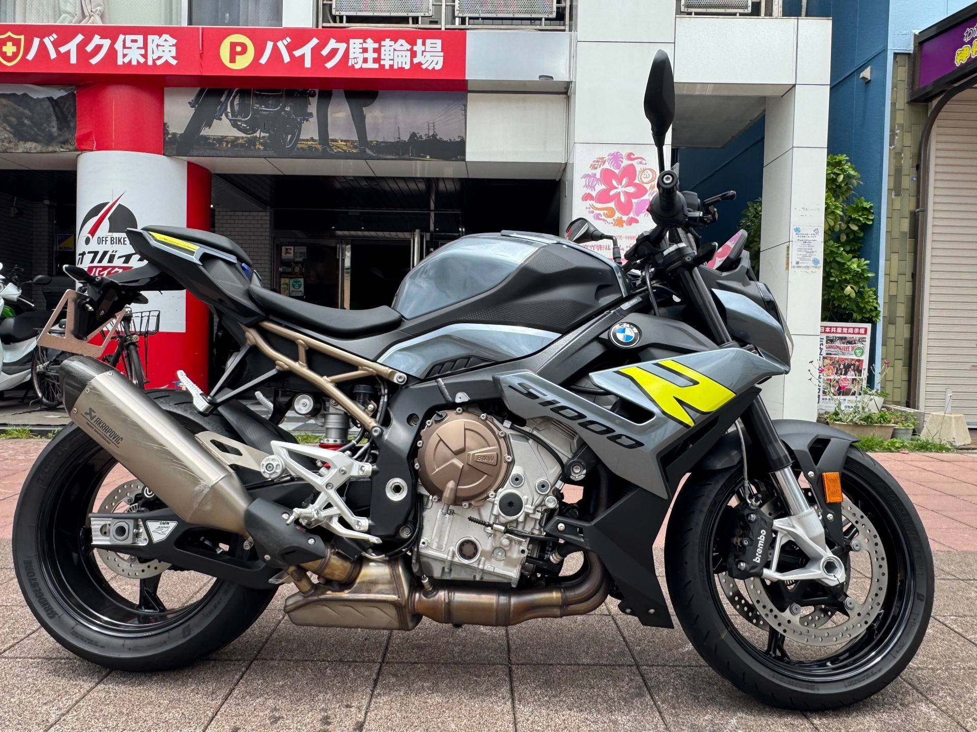BMW BMW S1000R
