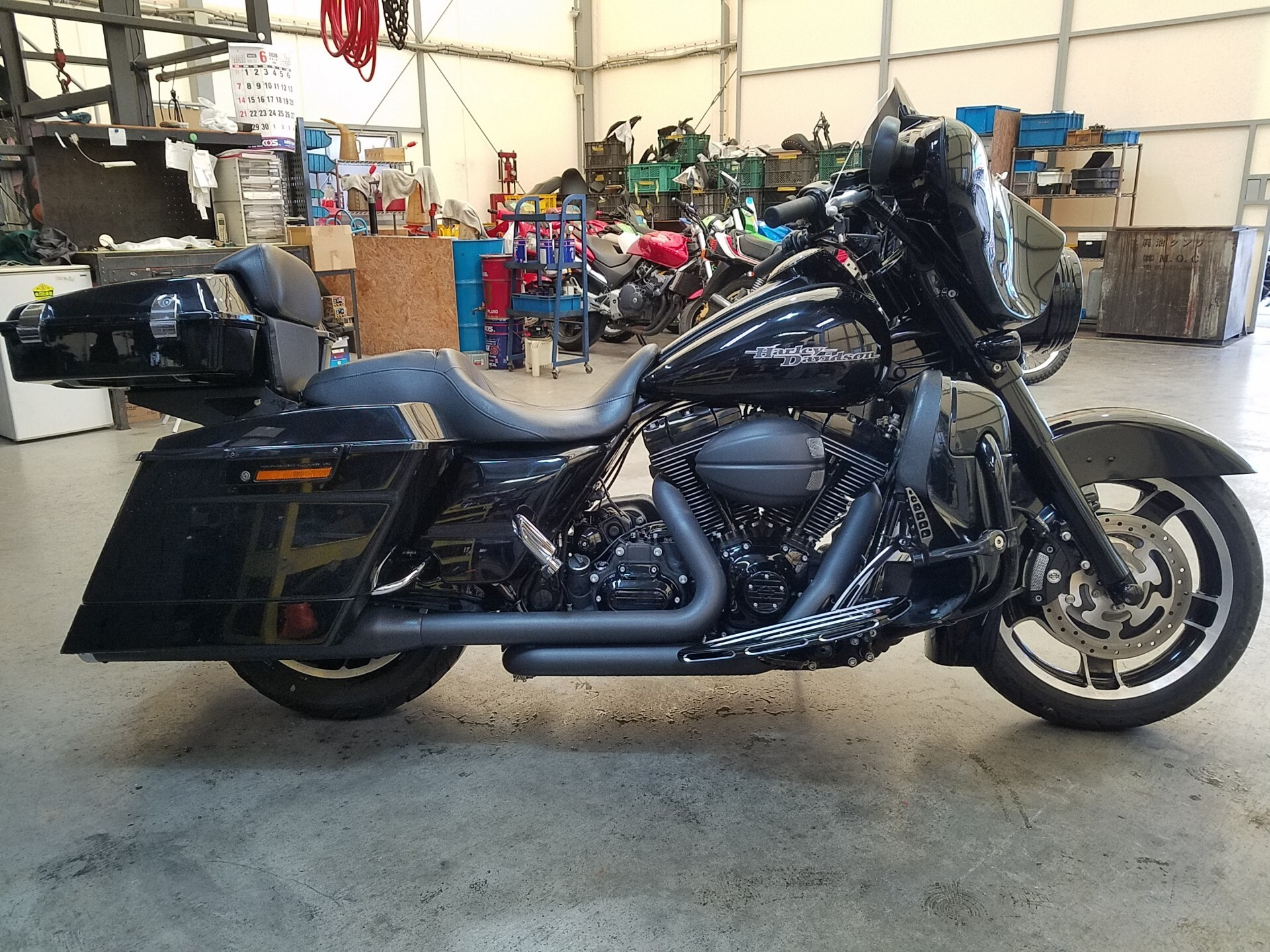 Harley-Davidson HARLEY FLHX1580