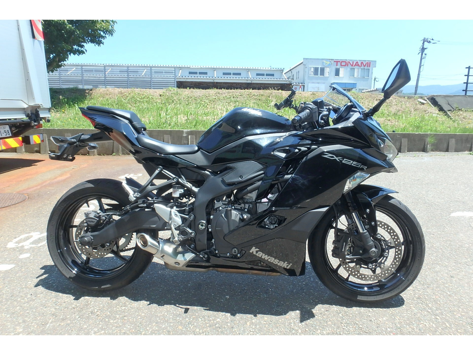 OTHER NINJA ZX-25R