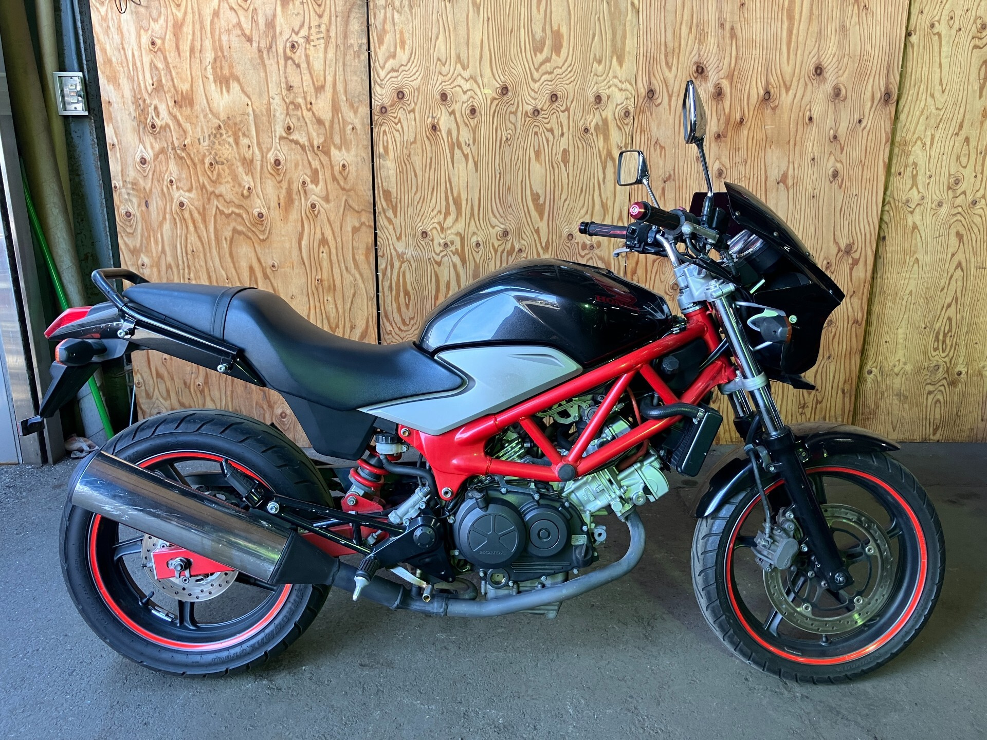 Honda VTR250