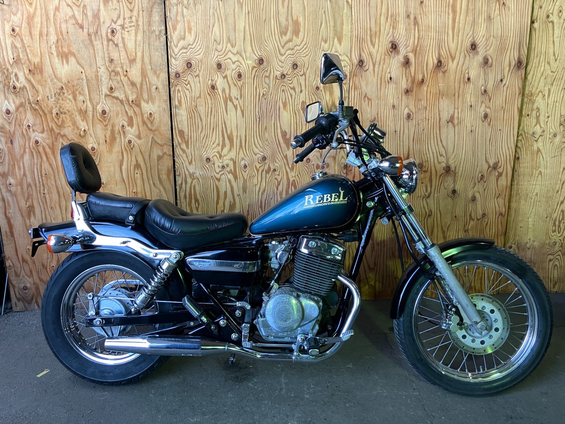 Honda REBEL