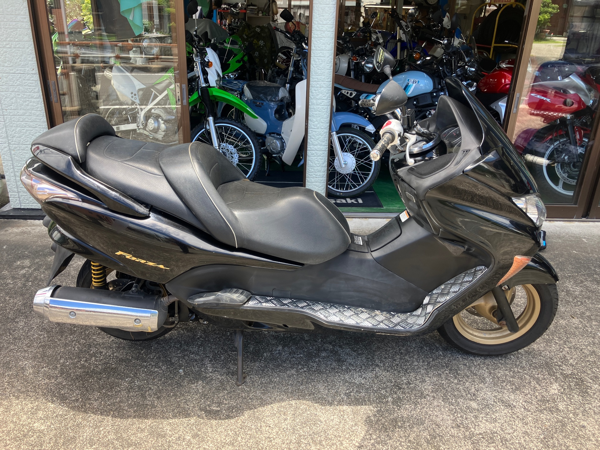 Honda FORZA