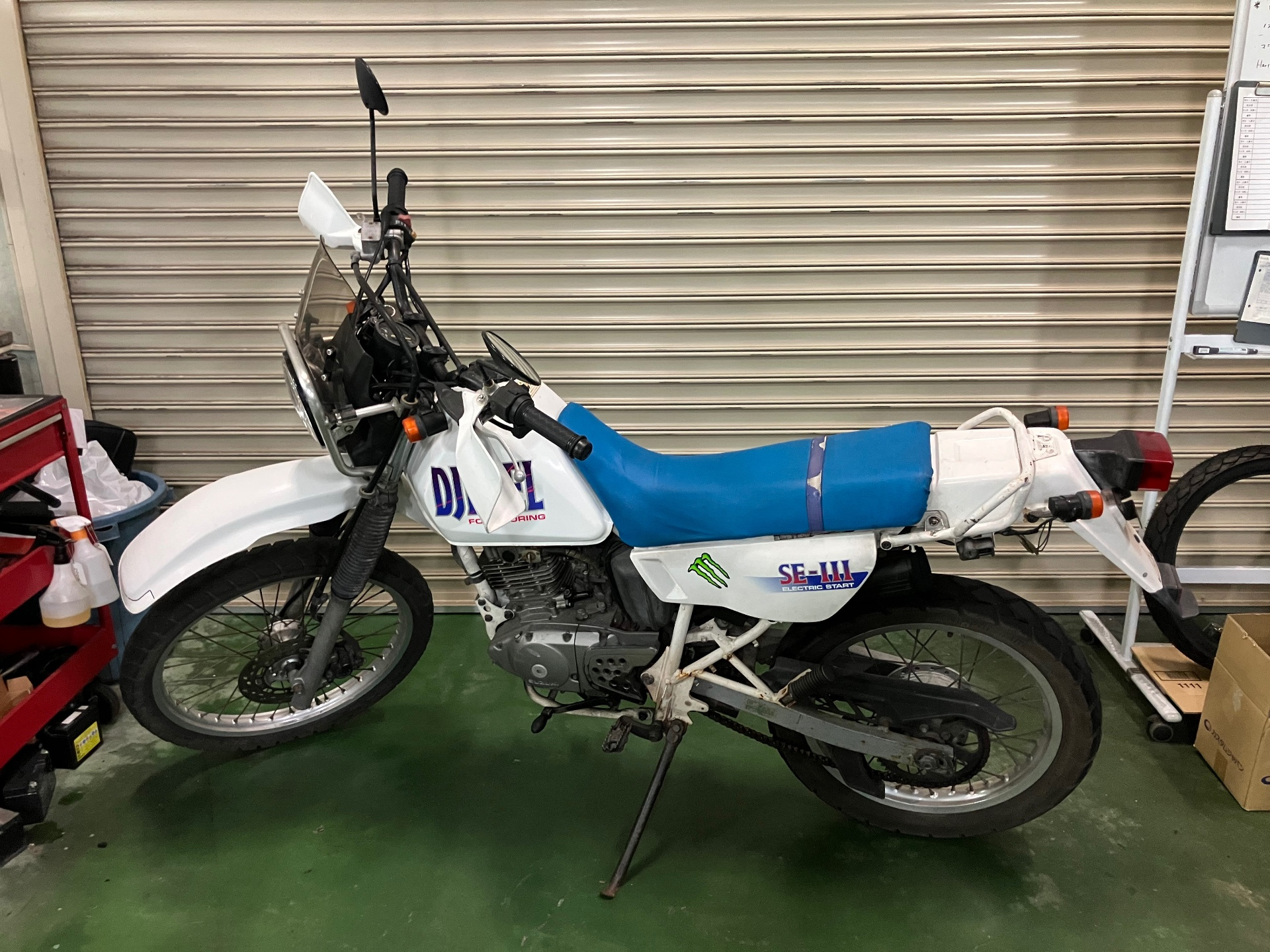 Suzuki DJEBEL125