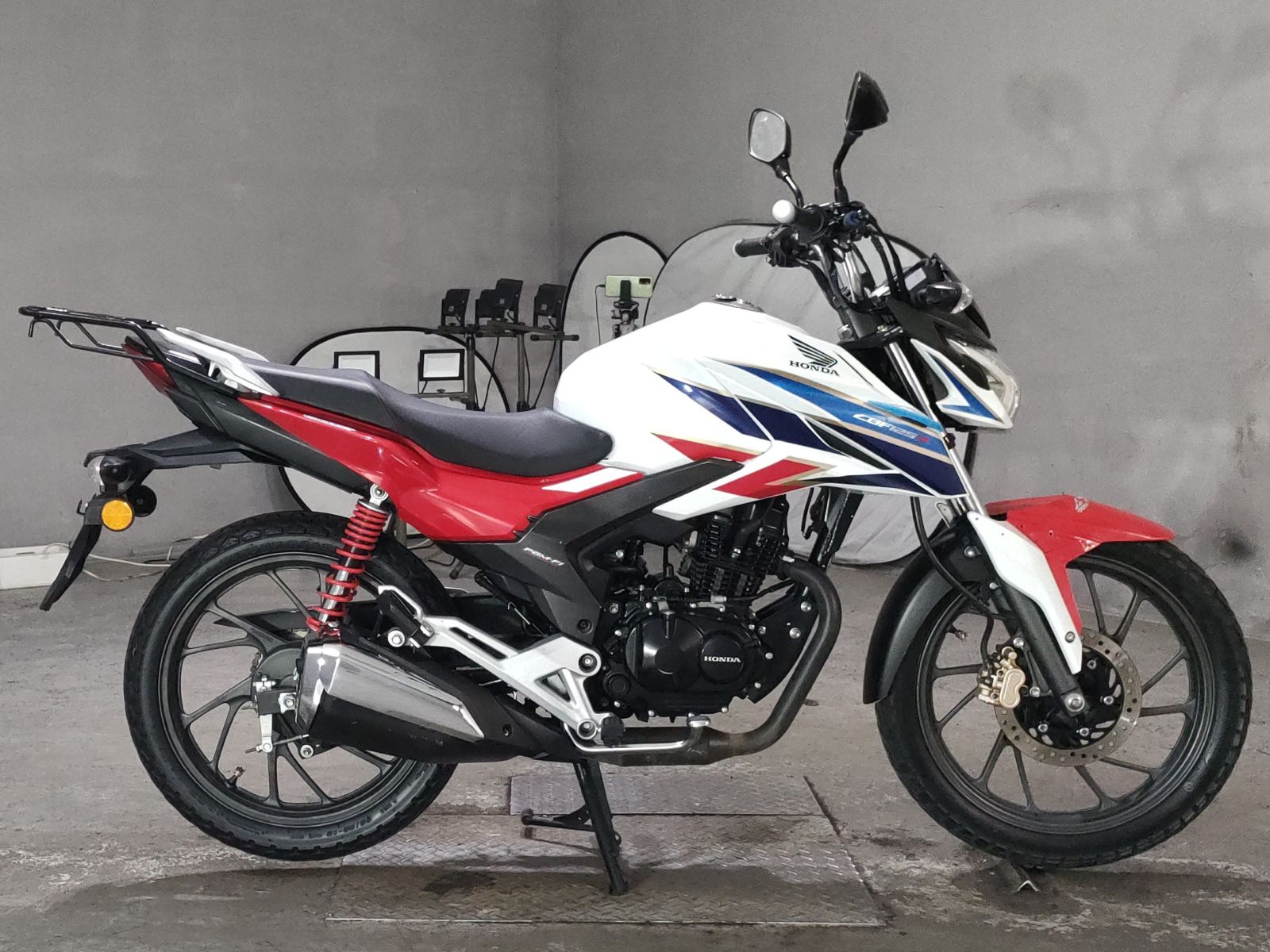Honda CBF125