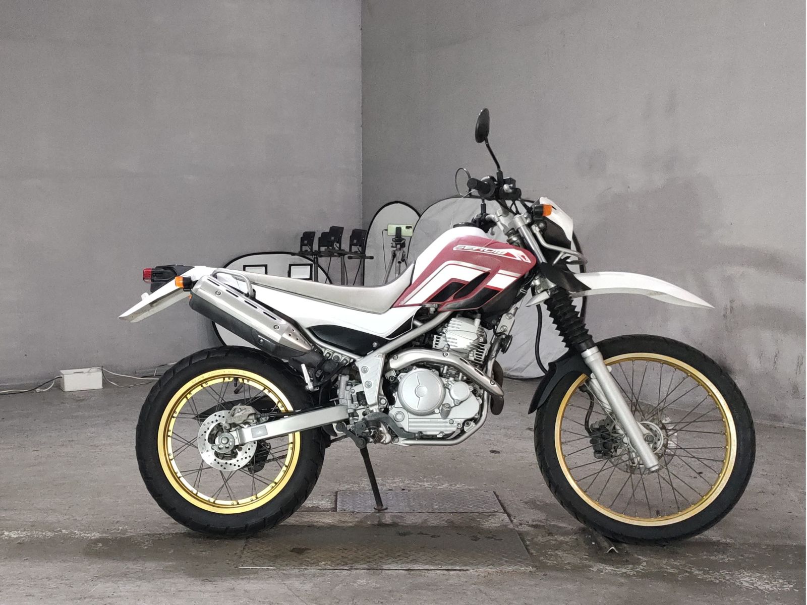 Yamaha SEROW 250
