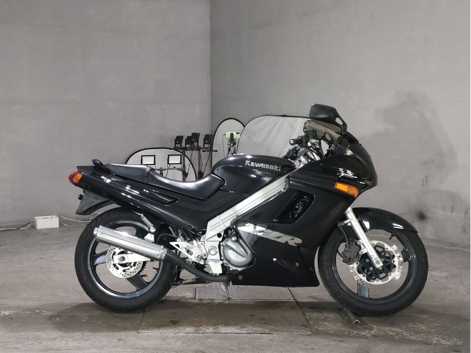 Kawasaki ZZR250