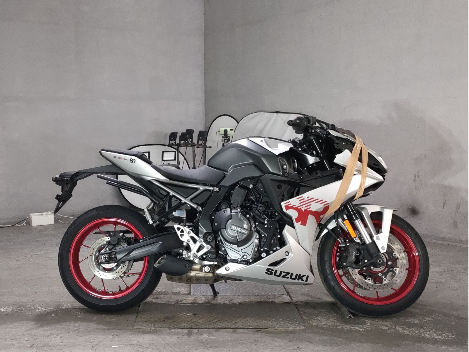 OTHER GSX-8R