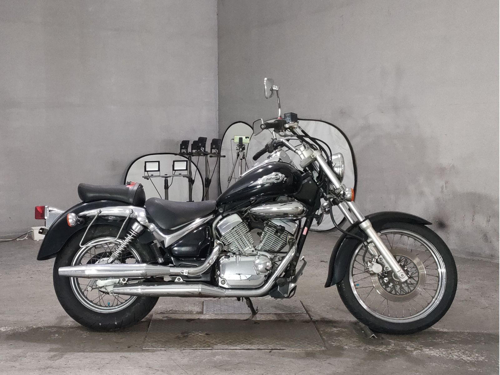 Suzuki INTRUDER 250