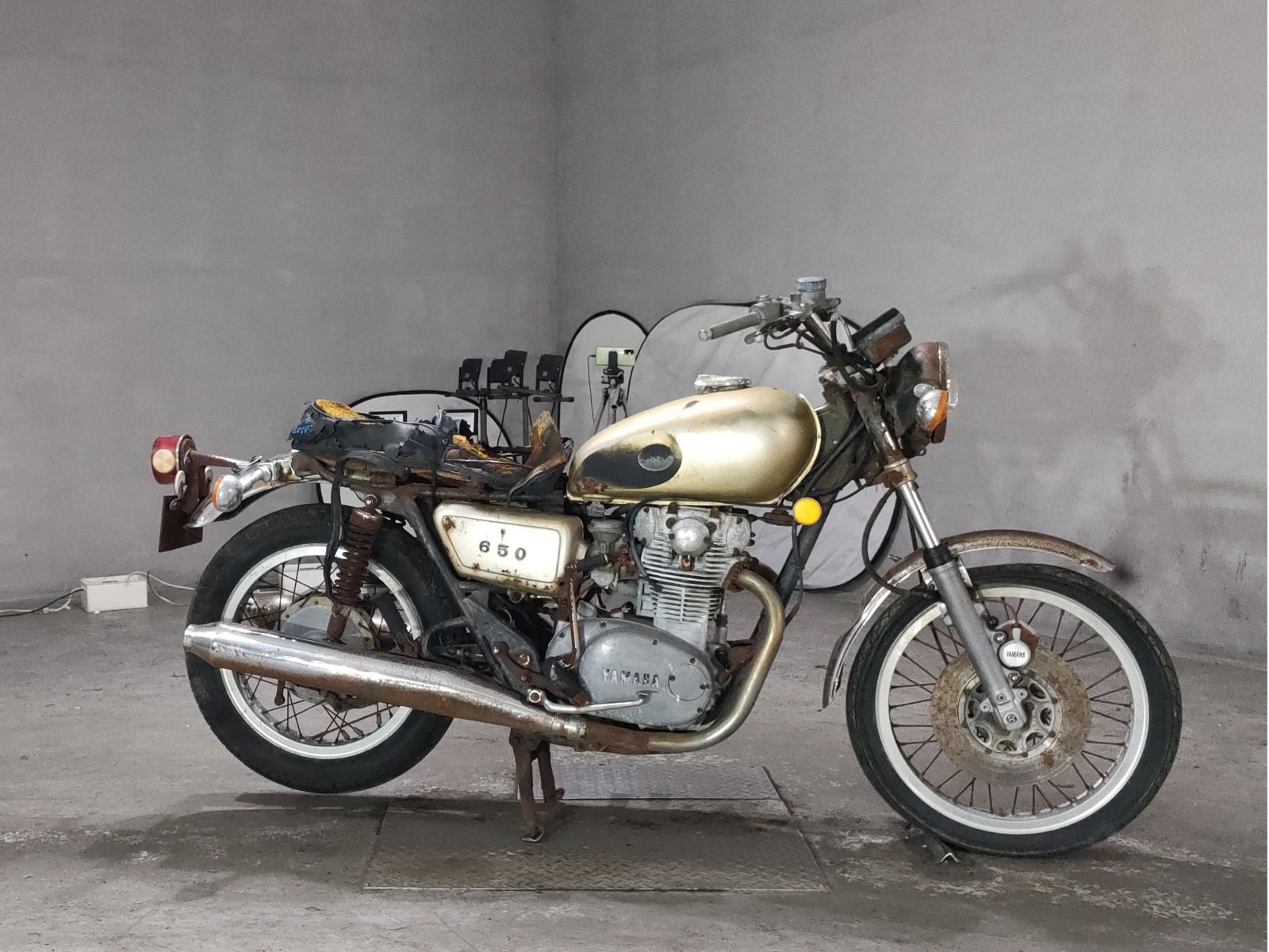 Yamaha TX650