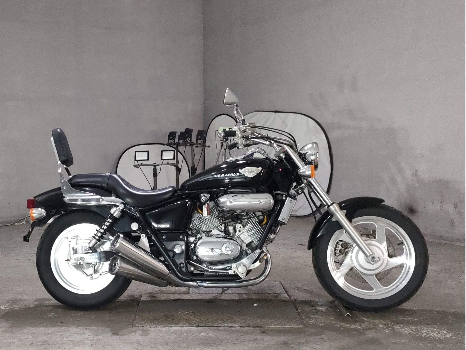 Honda MAGNA 250