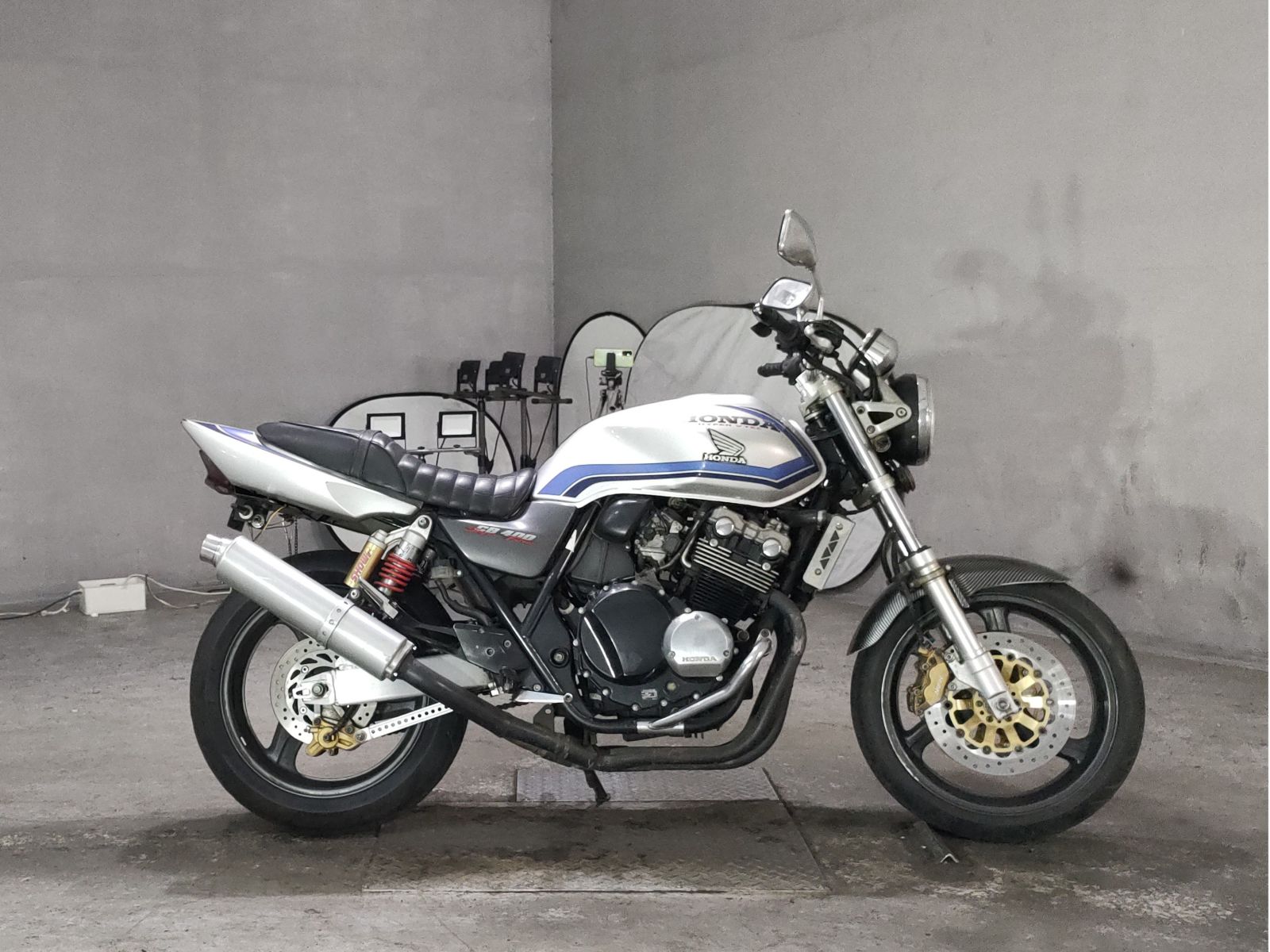 Honda CB400SFV-1