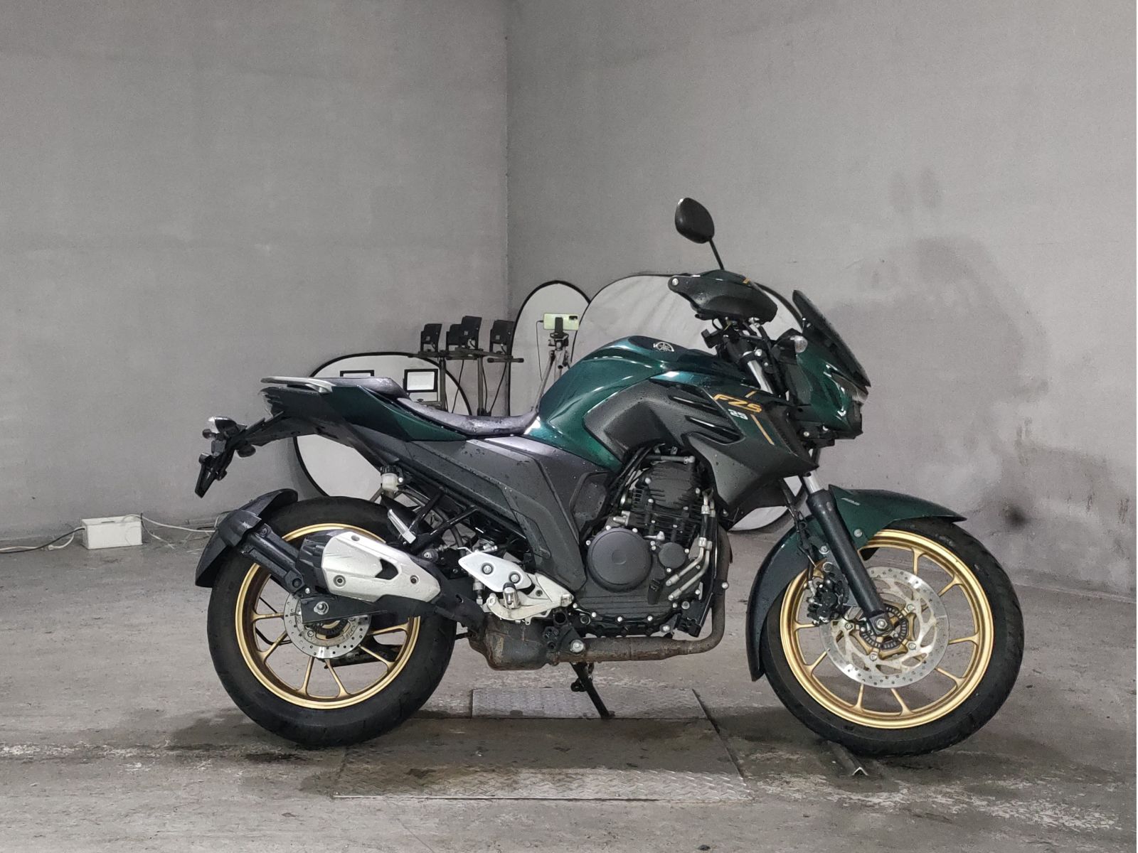 OTHER FZS25