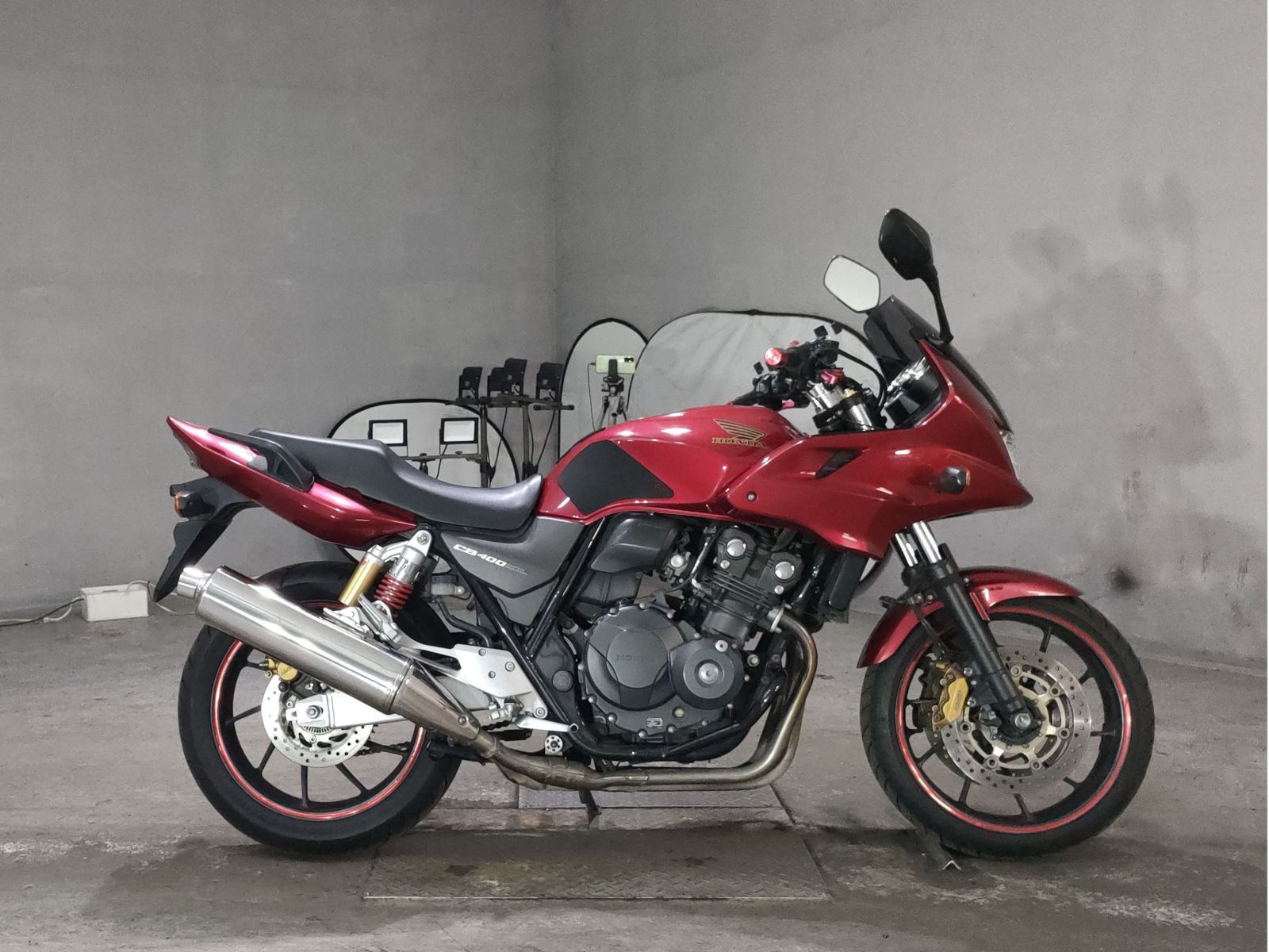 Honda CB400SFV-4 BOLDOR