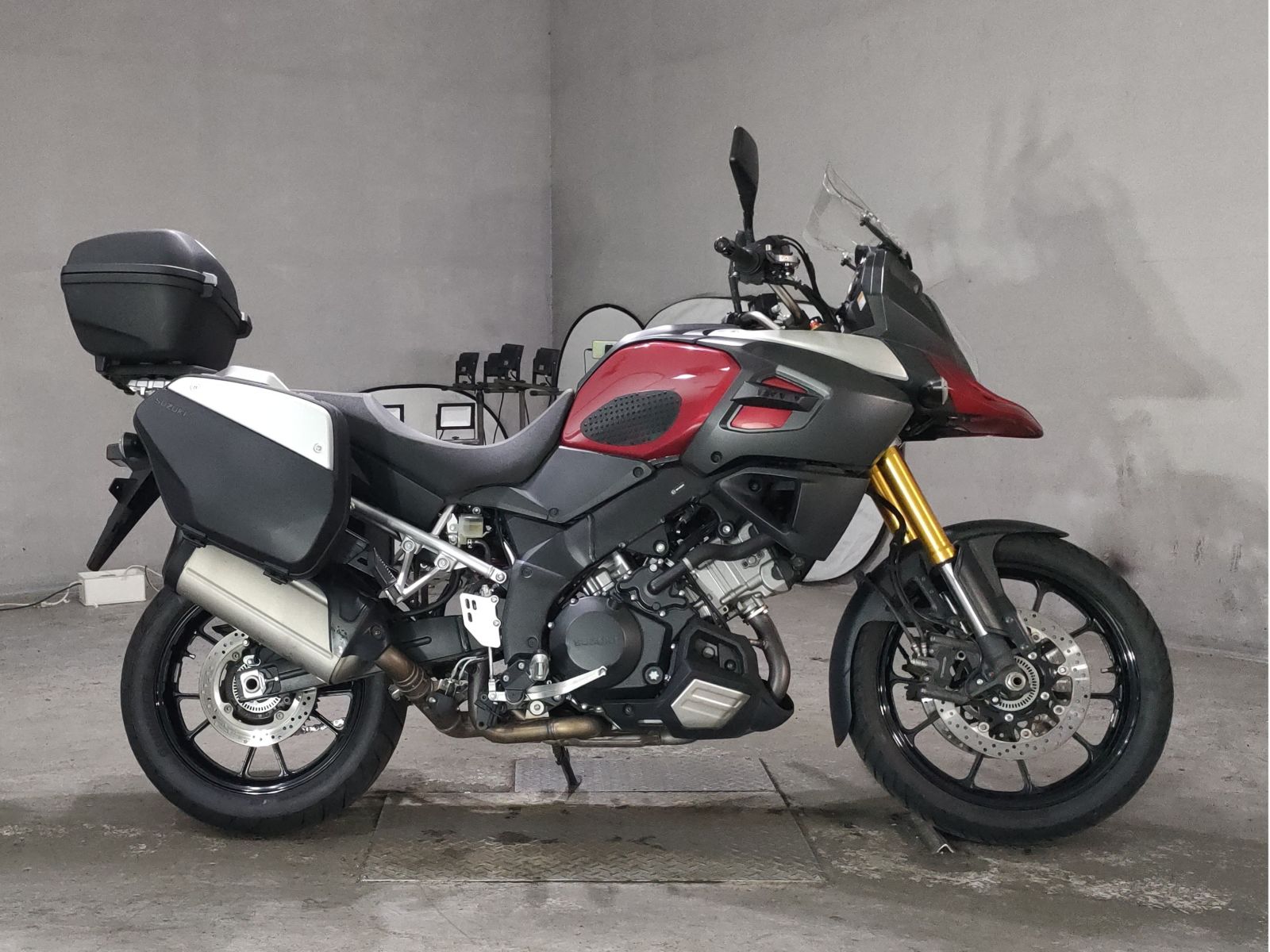 OTHER V STROM 1000
