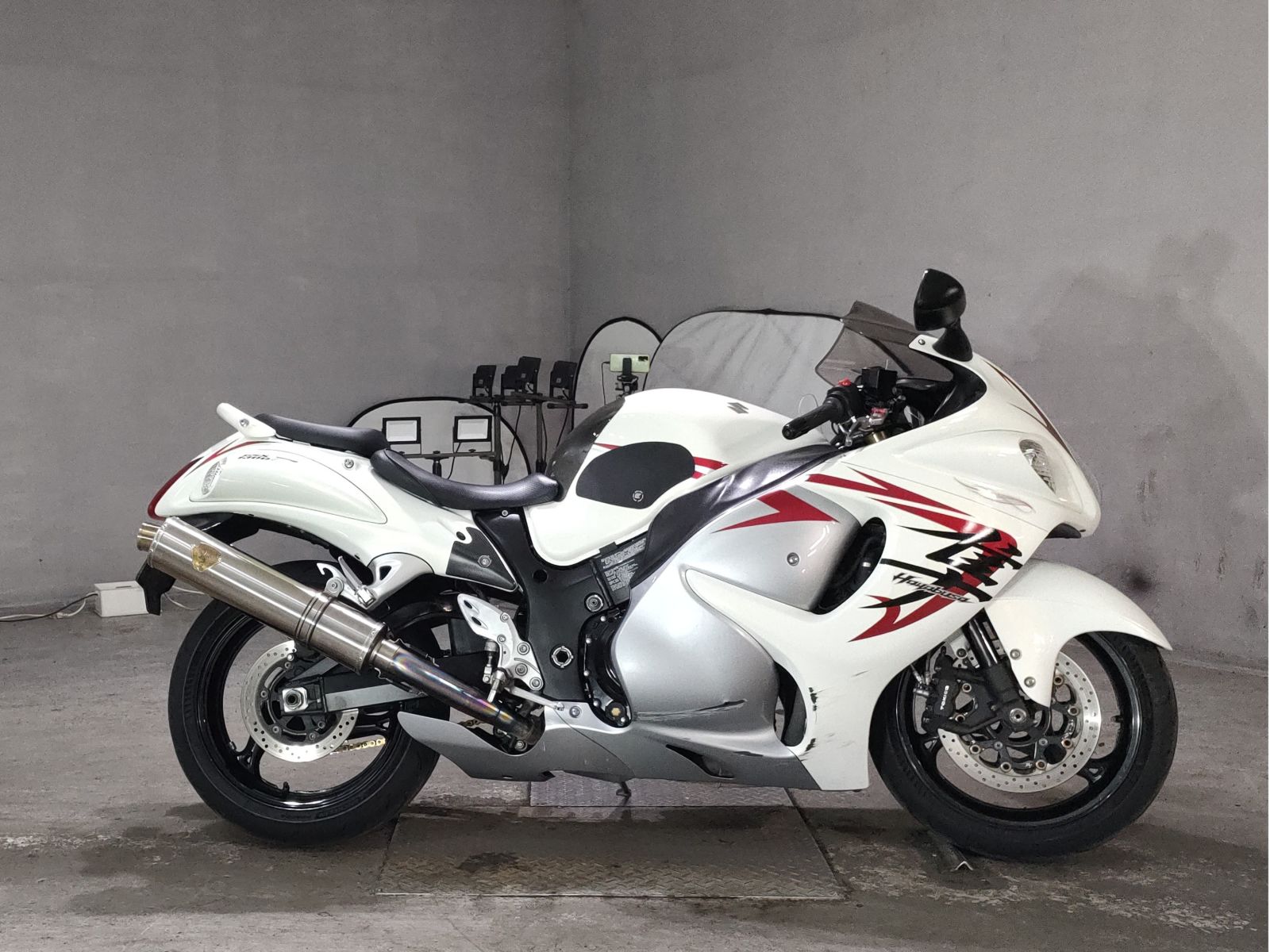 Suzuki GSX1300R HAYABUSA