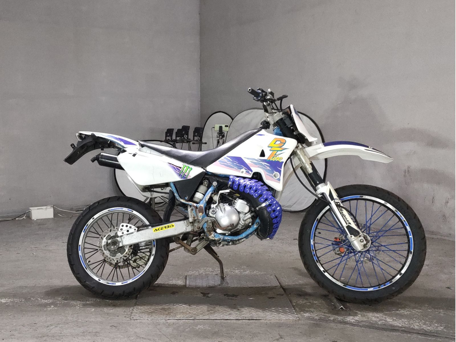 Yamaha DT200WR