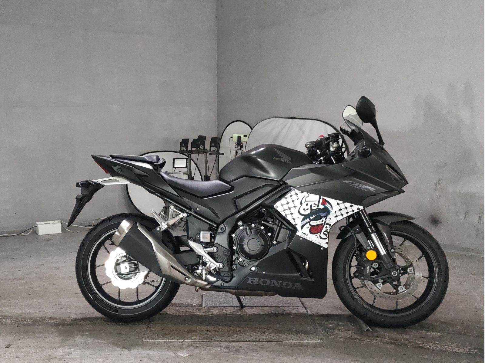 Honda CBR400R