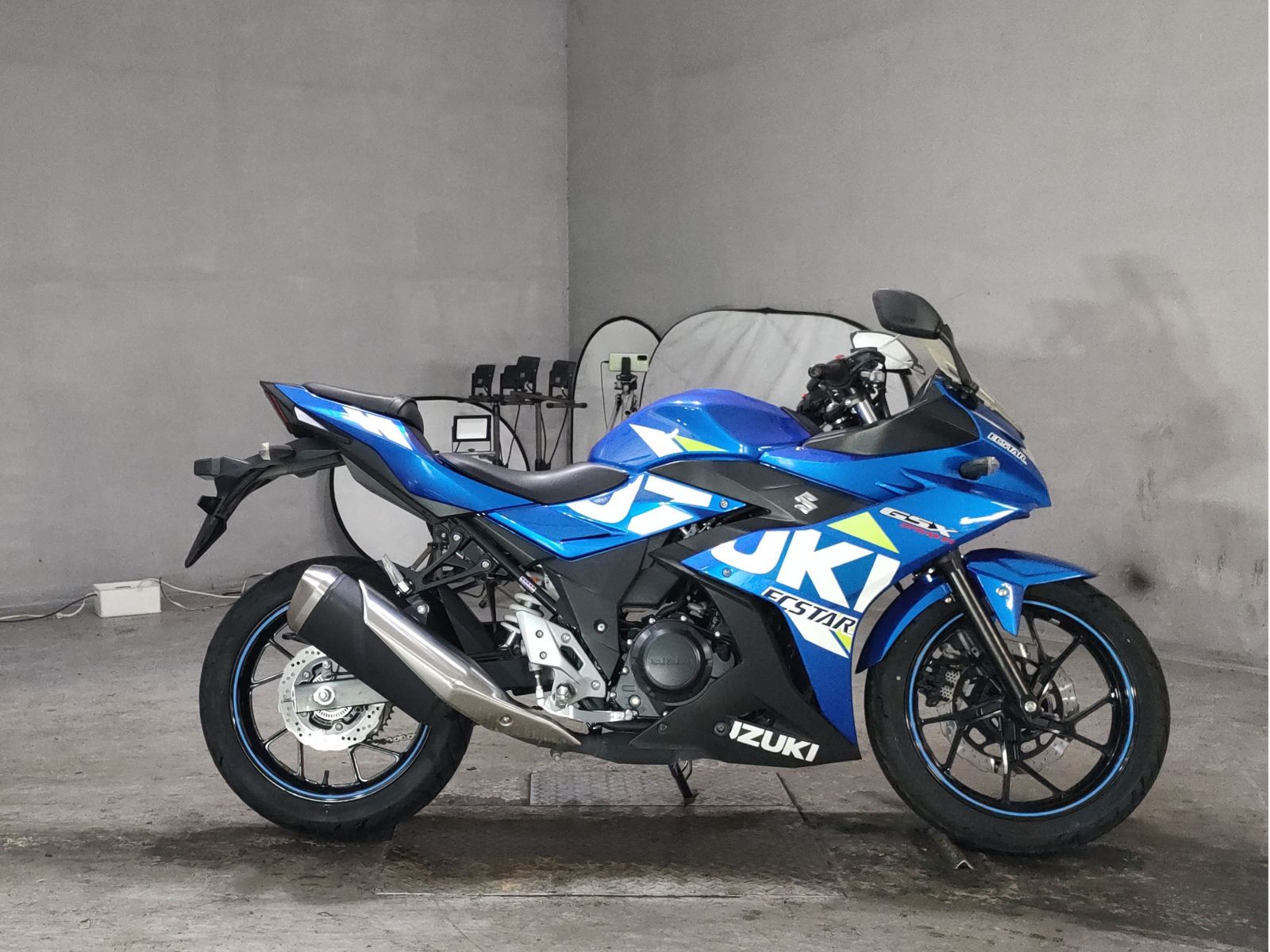 Suzuki GSX250R