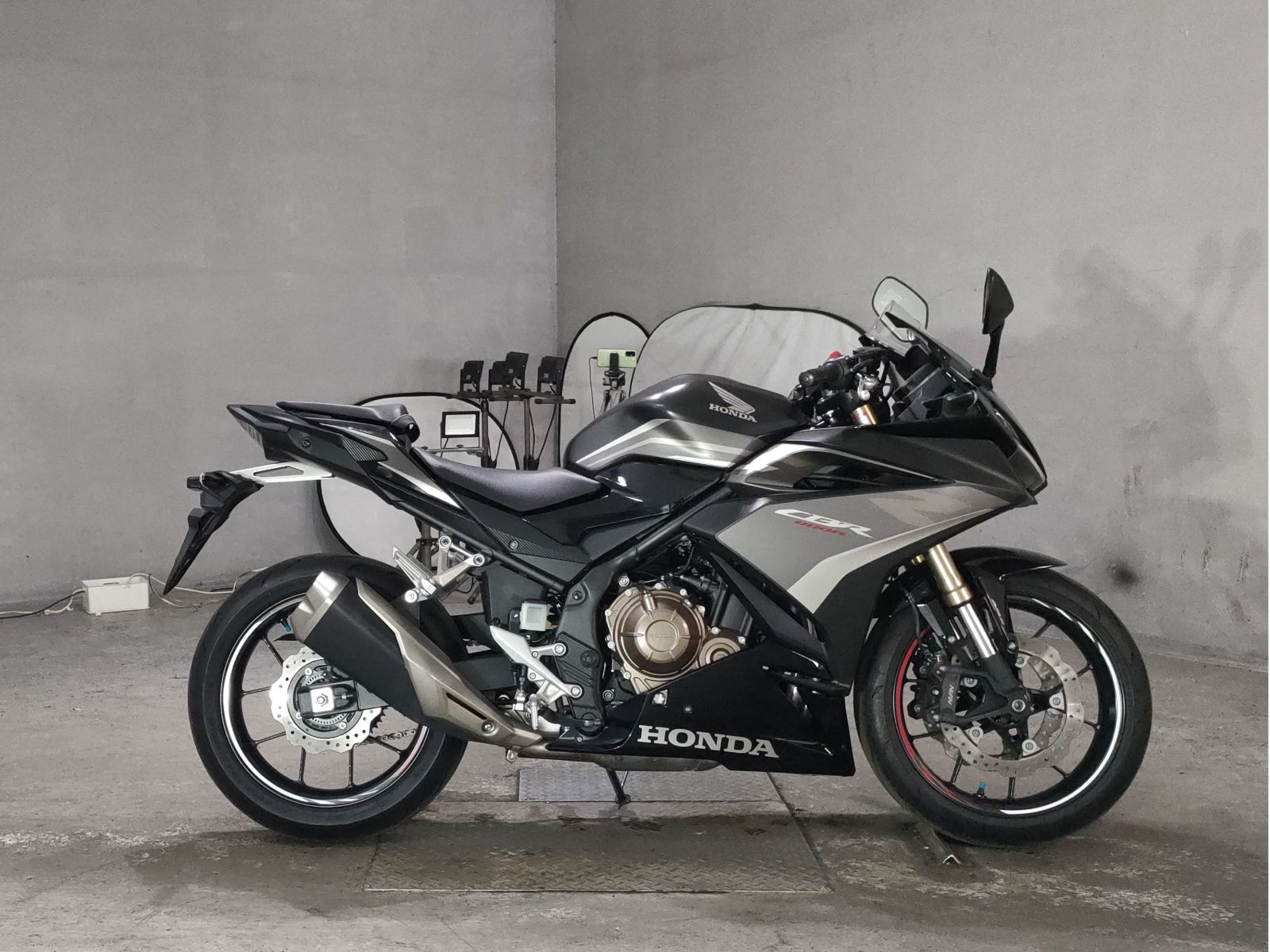 Honda CBR400R