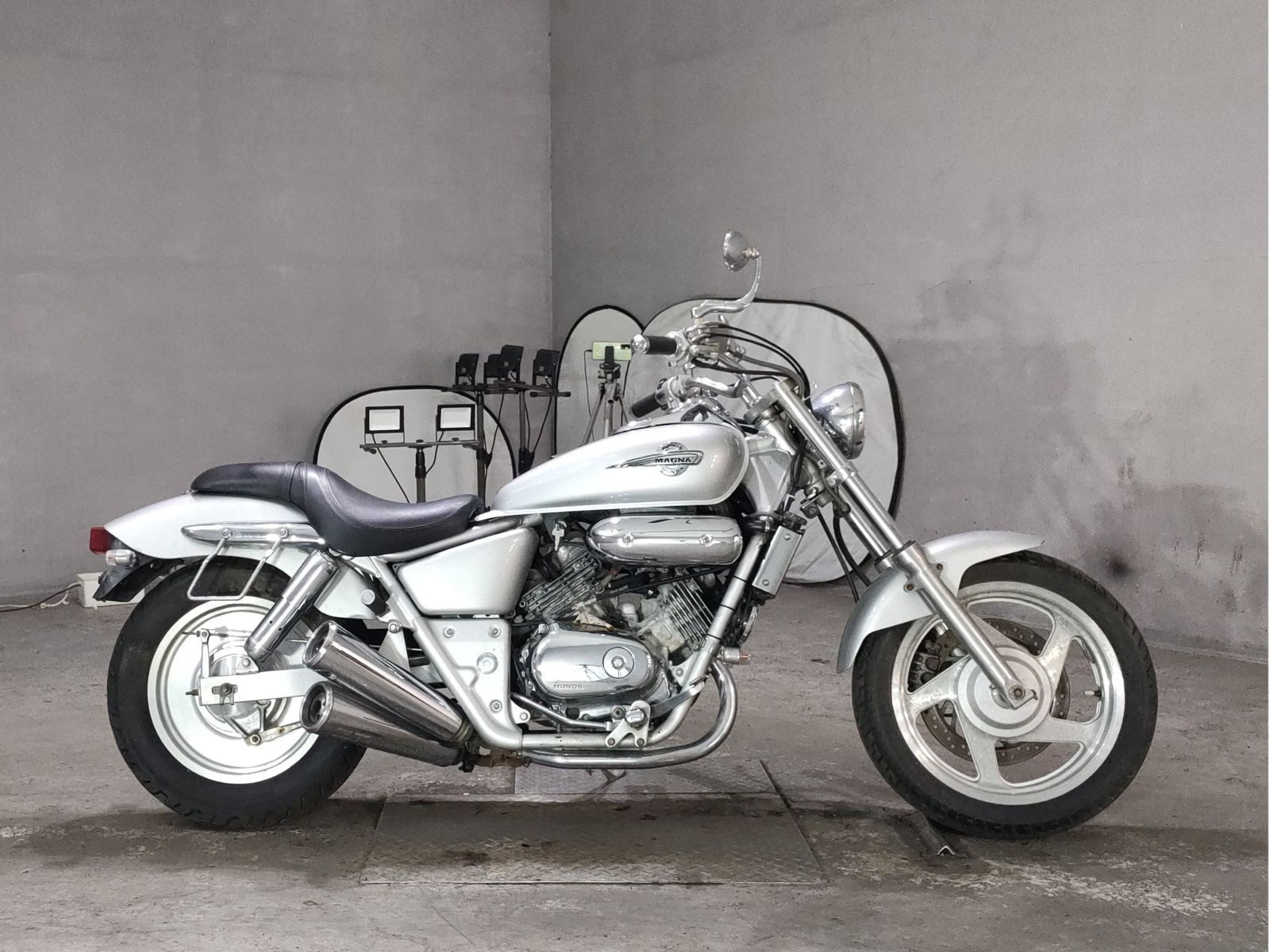 Honda MAGNA 250
