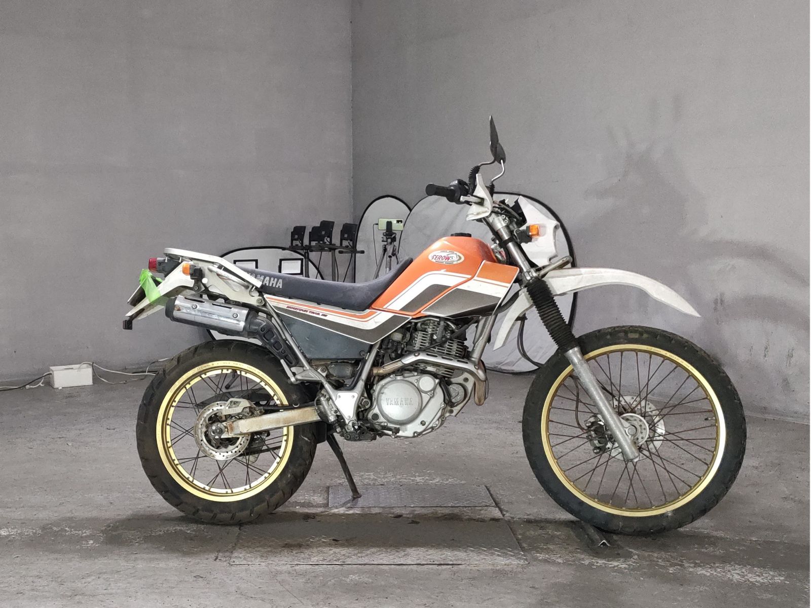 Yamaha SEROW 225W