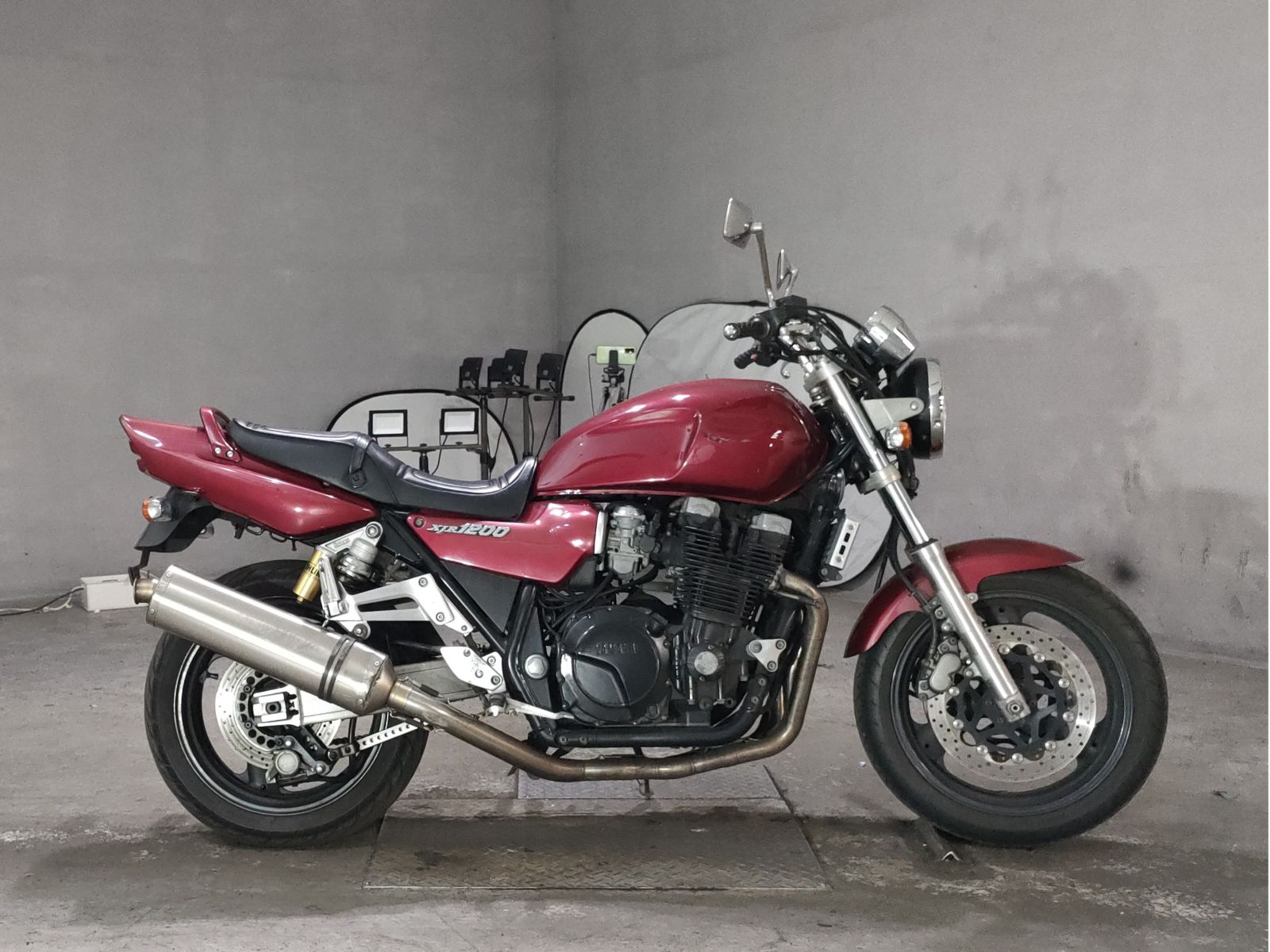 Yamaha XJR1200