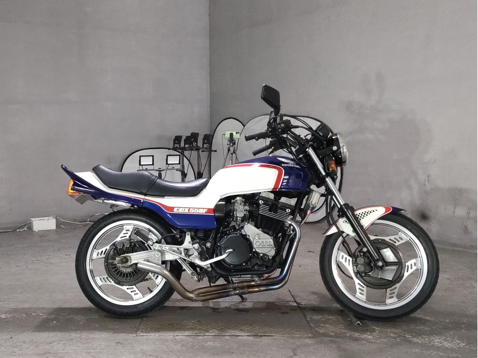 Honda CBX550