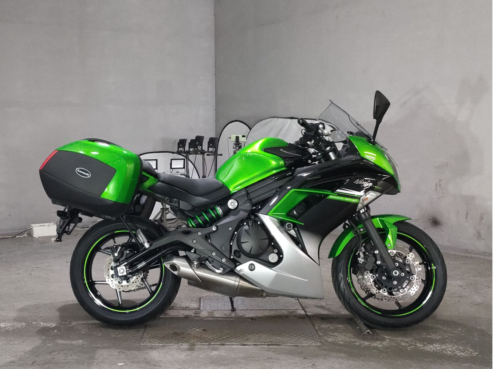 Kawasaki NINJA400