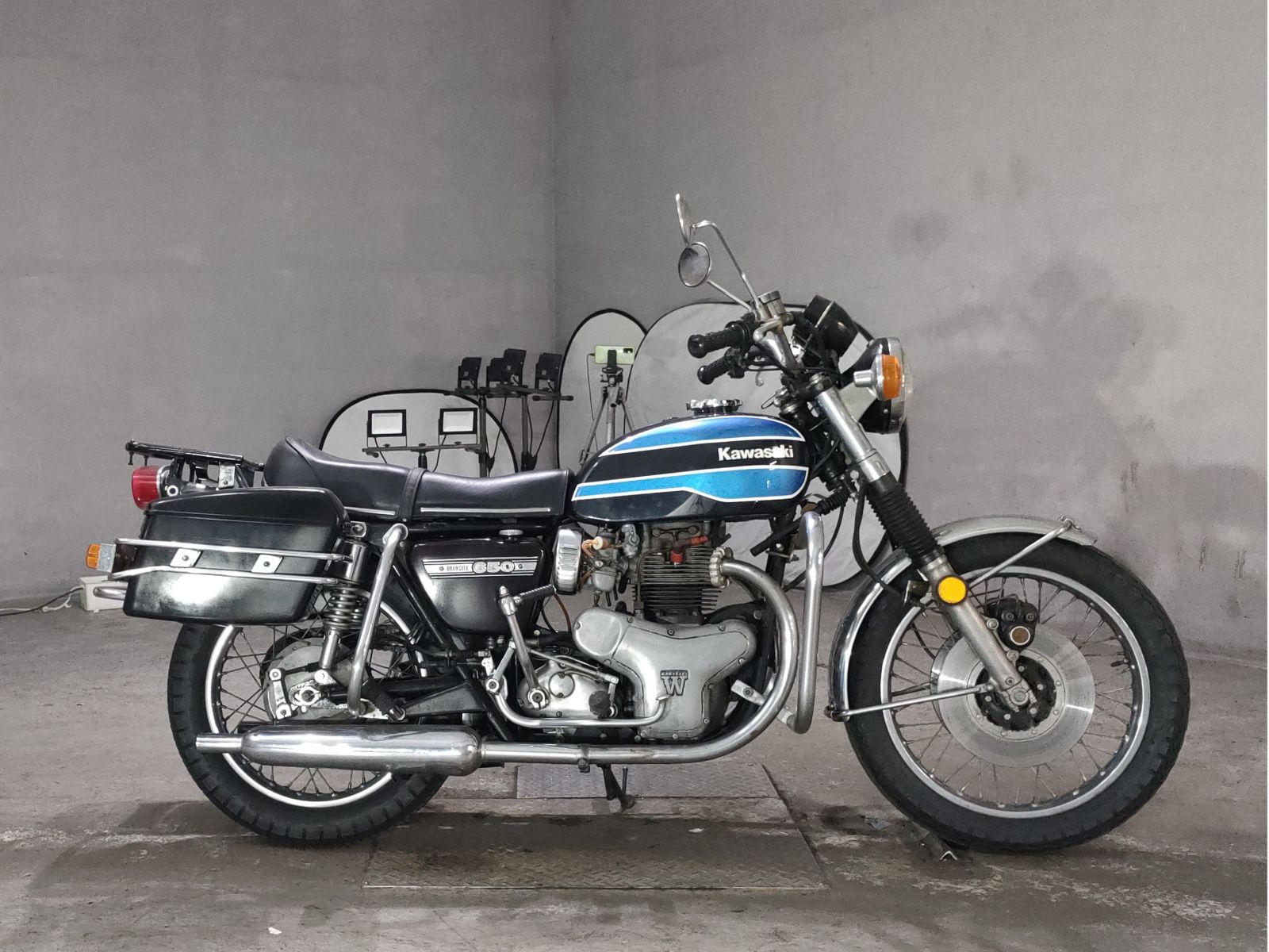 Kawasaki W3