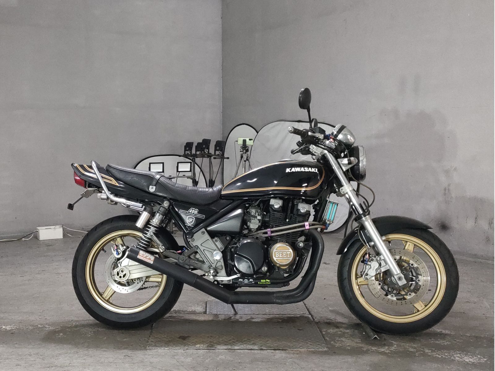 Kawasaki ZEPHYR400K