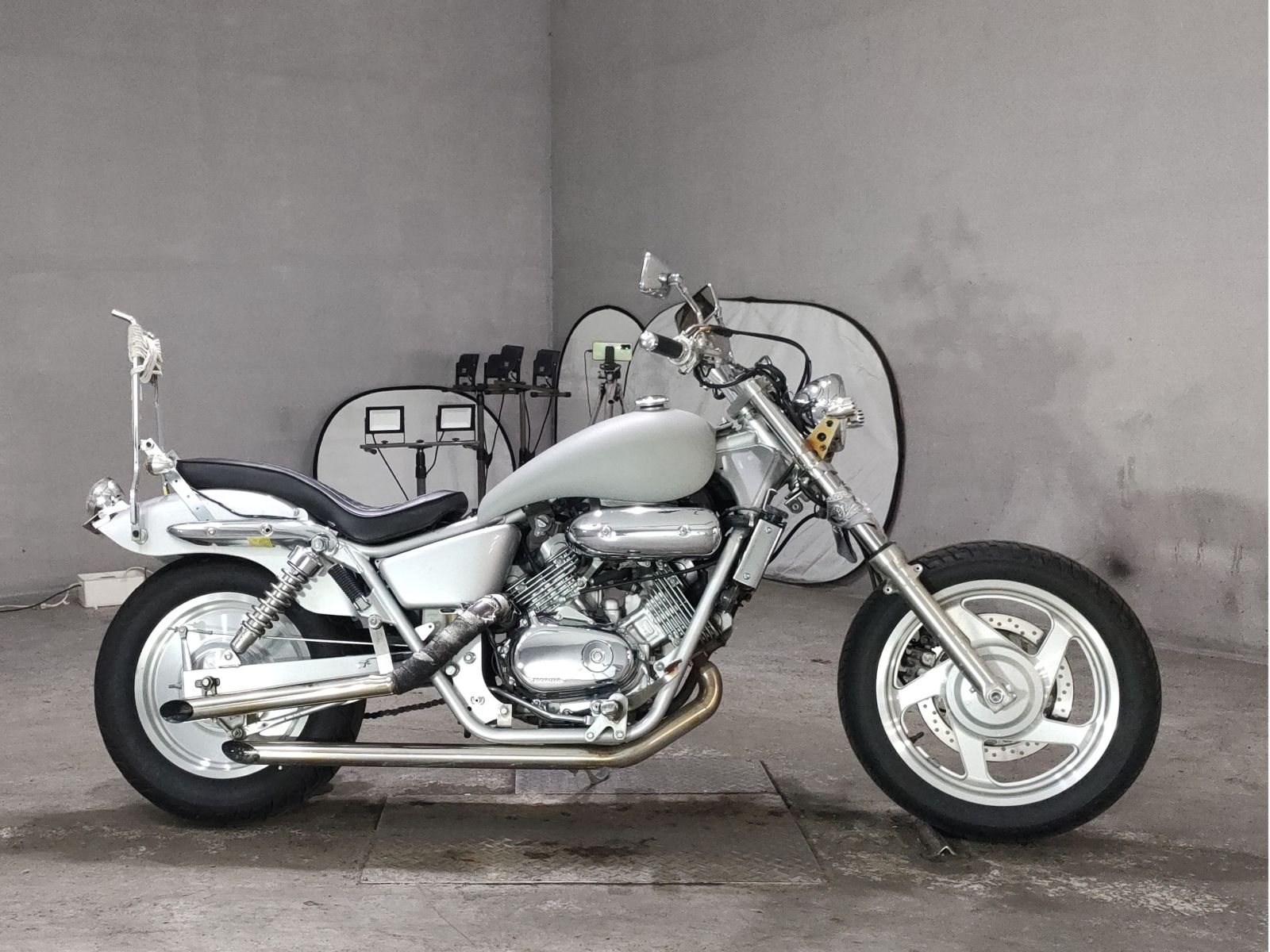 Honda MAGNA 250