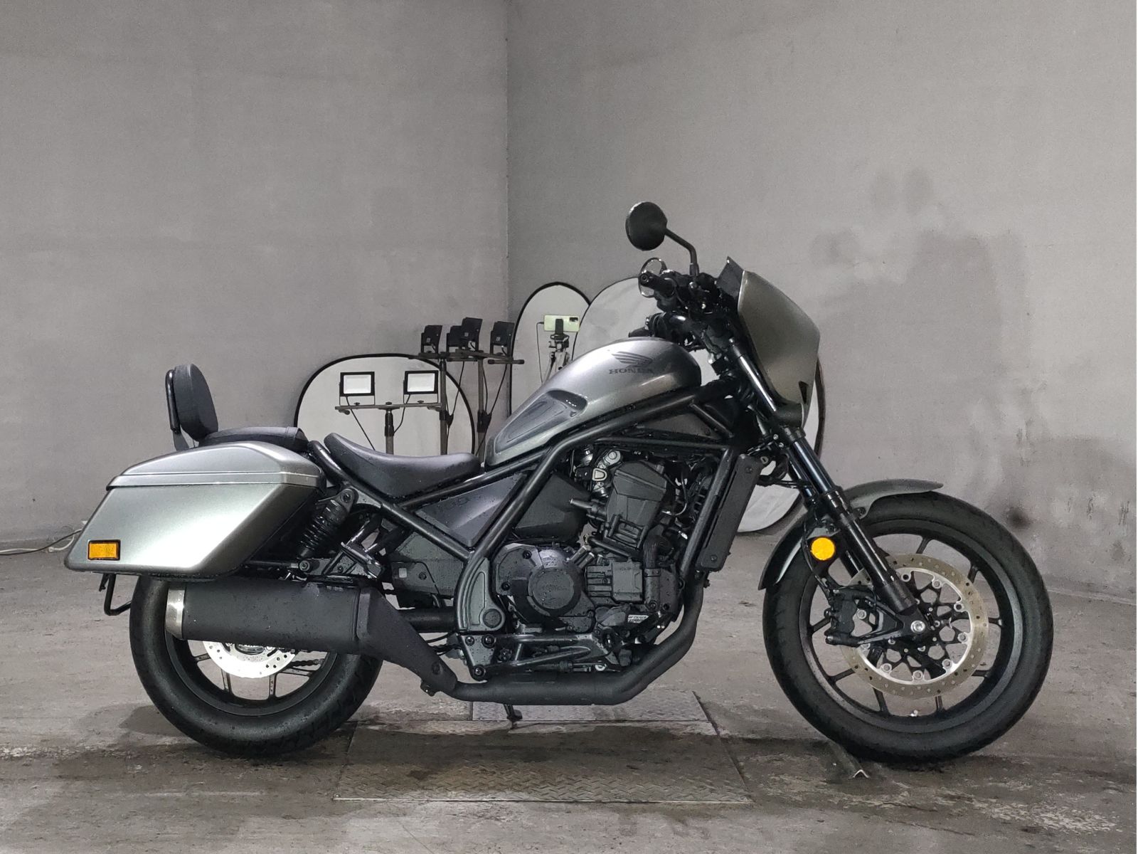 OTHER REBEL 1100T DCT