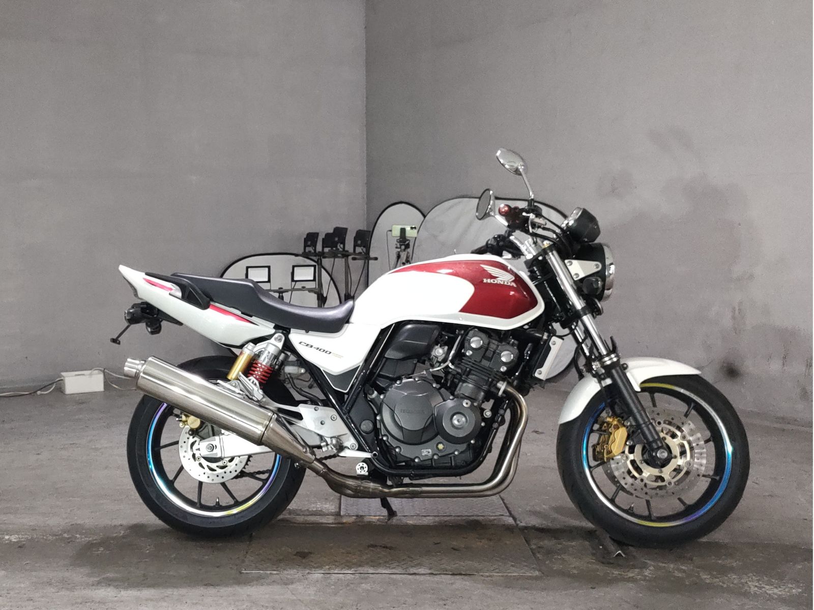 Honda CB400SFV-4