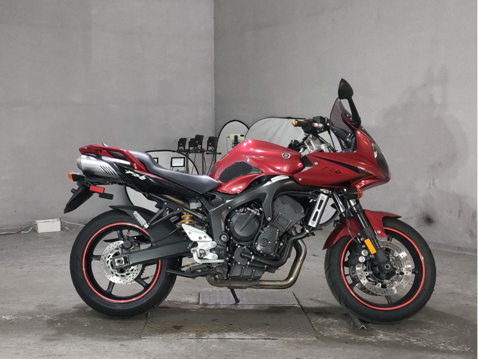 Yamaha FZ-6S FEATHER