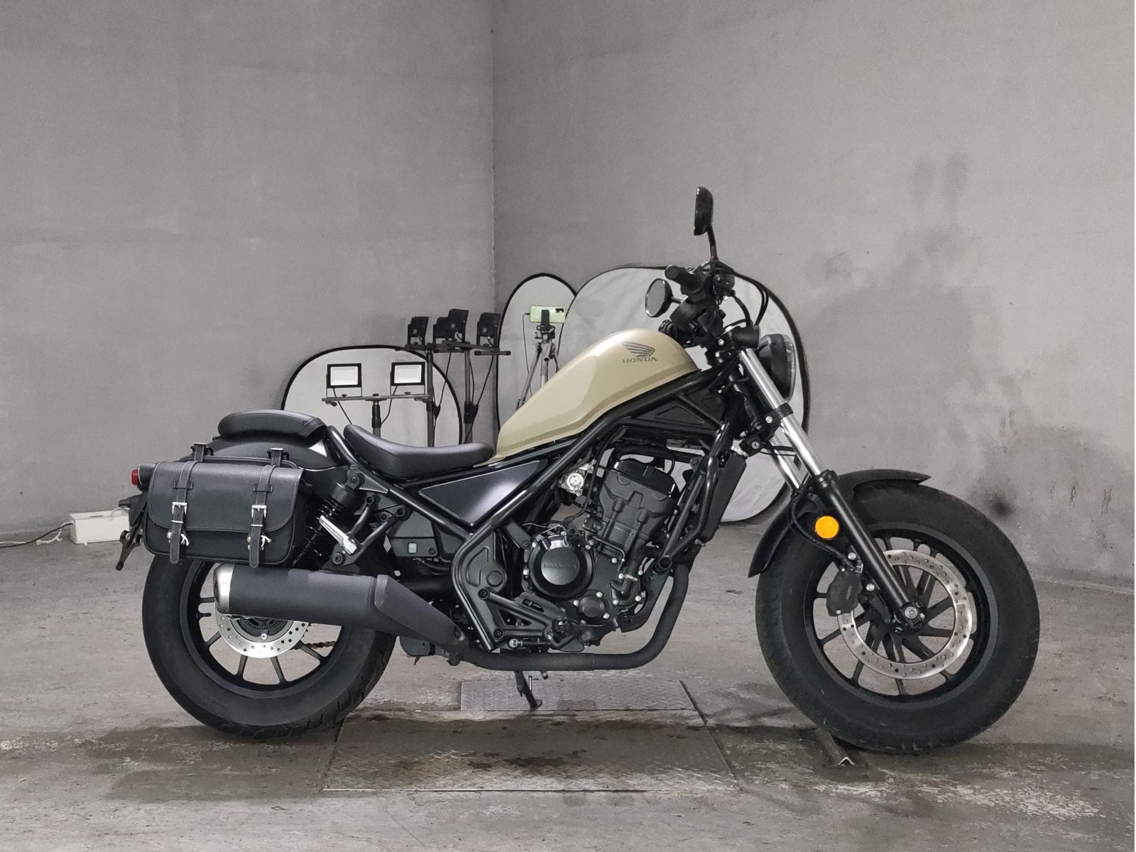 Honda REBEL