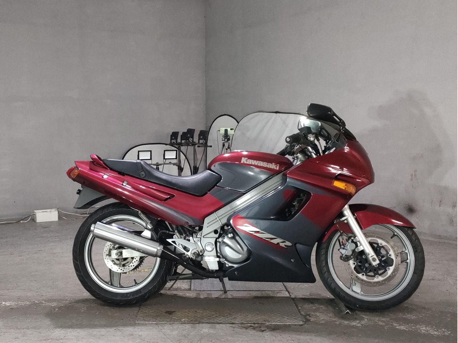Kawasaki ZZR250