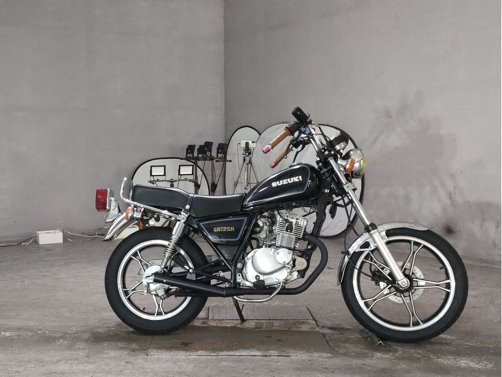 Suzuki GN125H