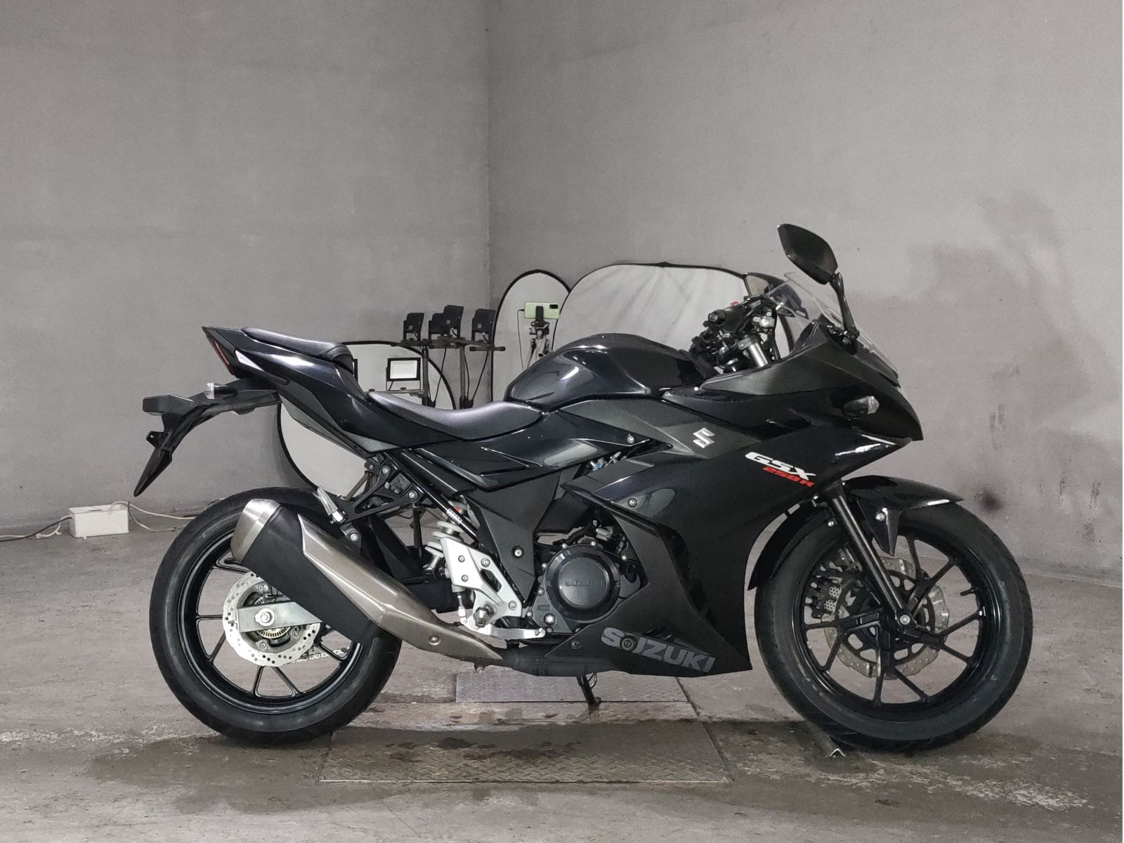 Suzuki GSX250R
