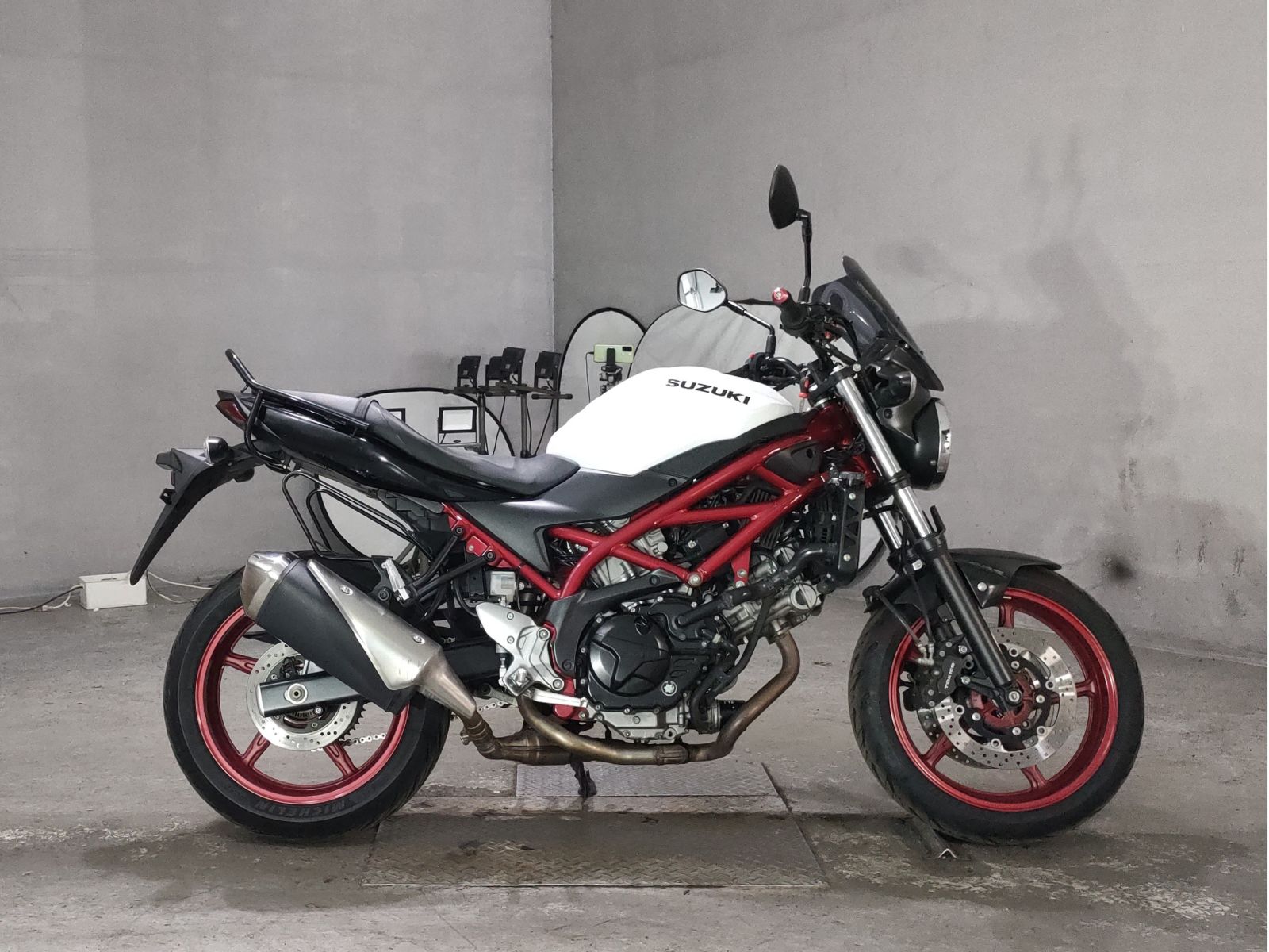 Suzuki SV650