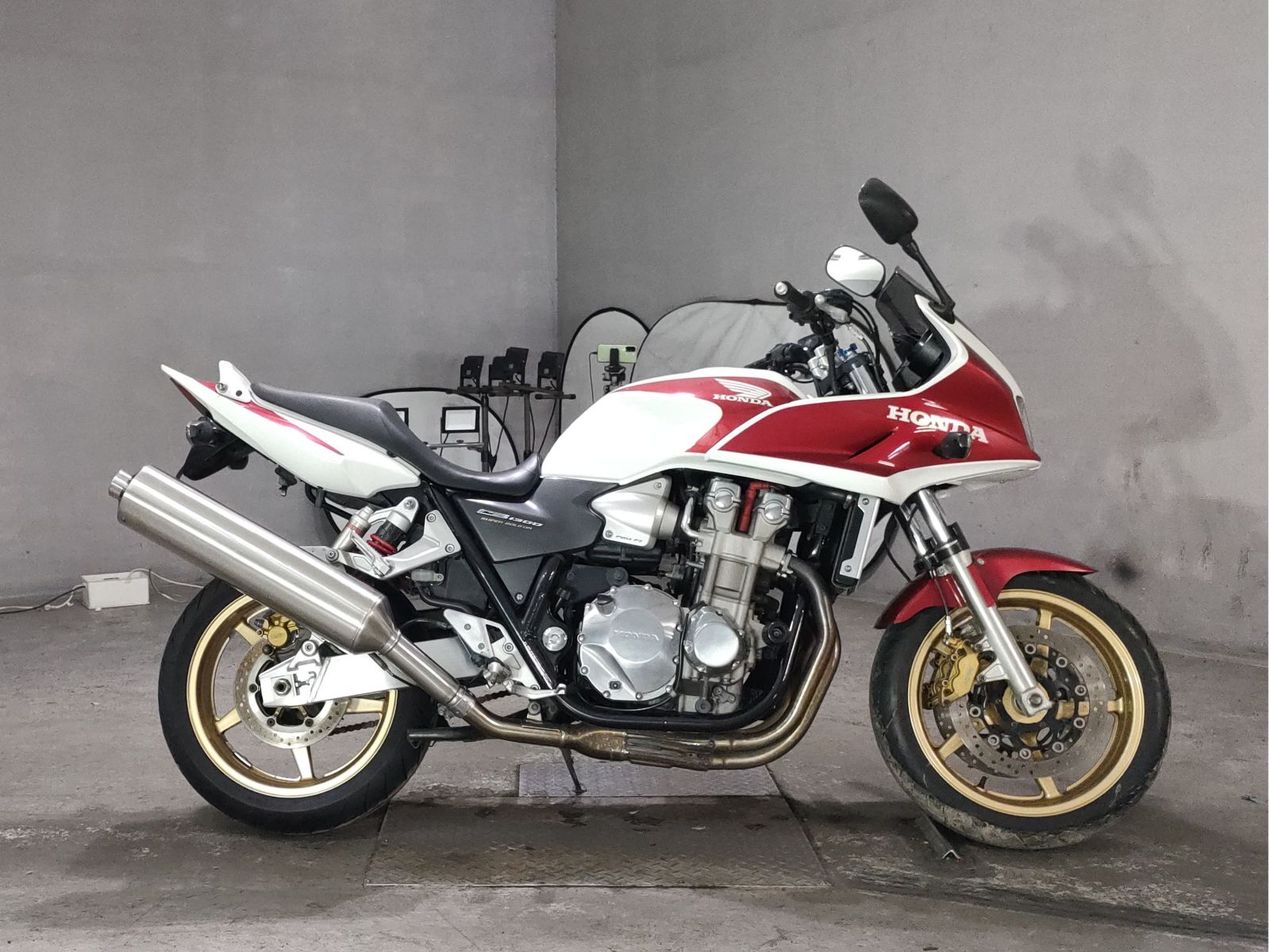 Honda CB1300SF