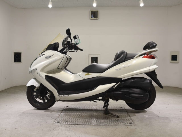 Yamaha MAJESTY 250-4