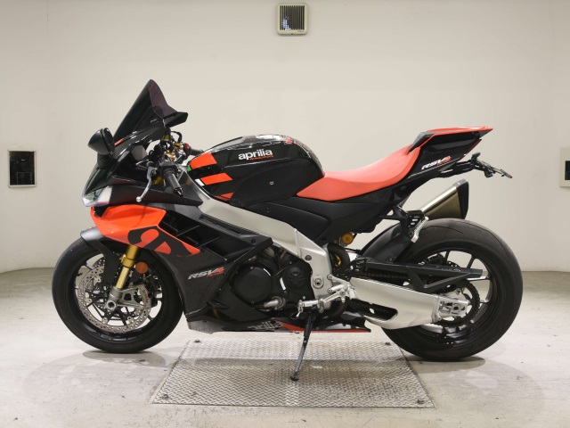 OTHER APRILIA RSV4 1100FAKUTO