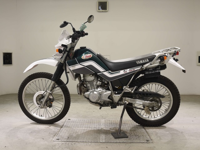 Yamaha SEROW 225-3