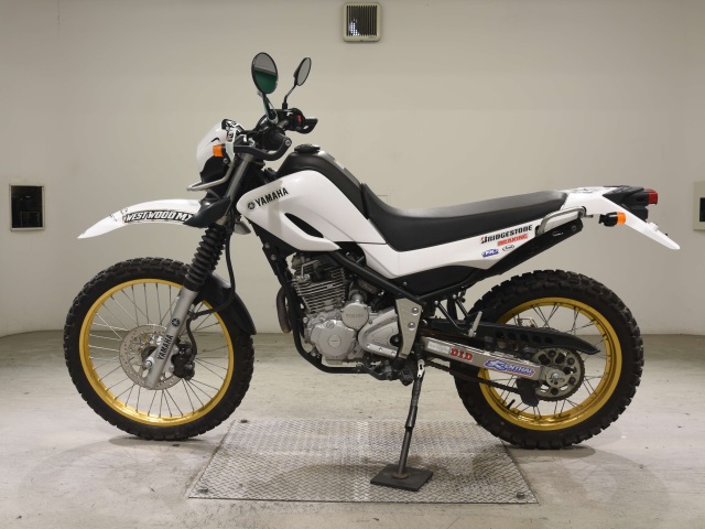 Yamaha SEROW 250-2